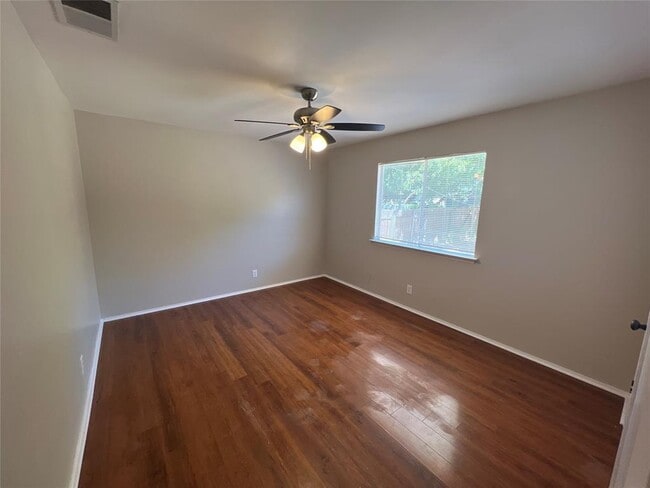 Photo - 817 Cactus Dr