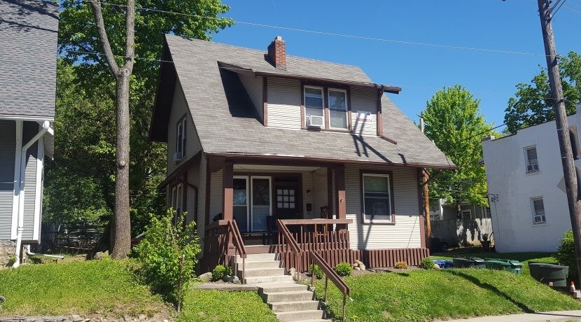 Photo - 2390 Neil Ave