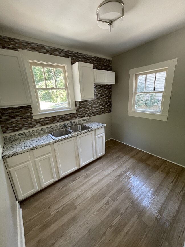 Photo - 430 Wayne Ave