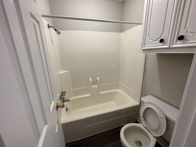 Photo - 108 Briarmeade Dr