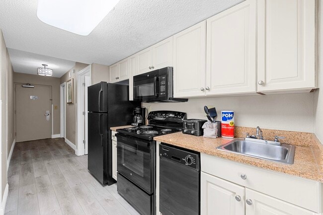 Photo - 5200 N Ocean Blvd