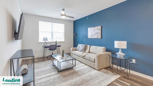 Photo - 255 Williamsburg Pkwy Unidad E304.1409536