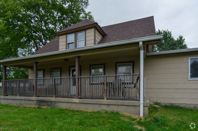 Building Photo - 12233 Pendleton Pike Rental