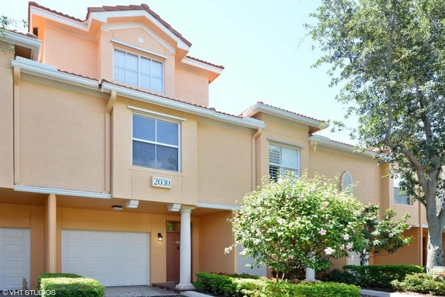 Photo - 2030 Alta Meadows Ln Unit 1212