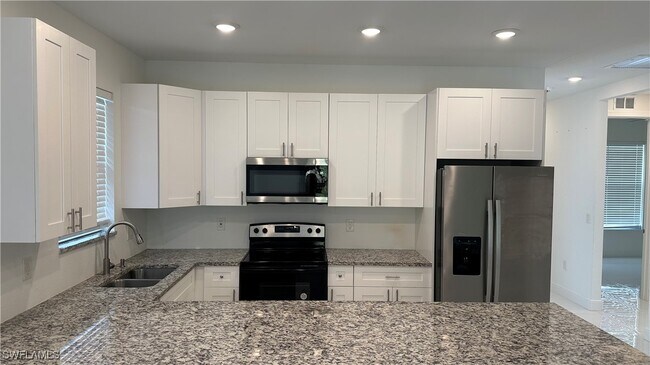 Photo - 5901 Rita Ave N