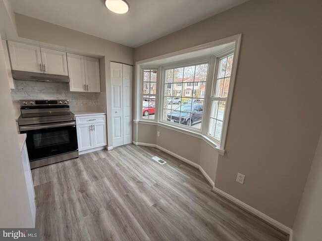 Photo - 4924 McFarland Dr