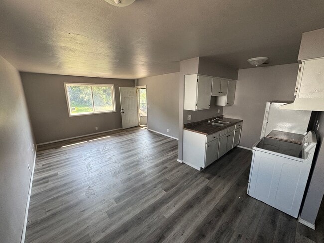 Photo - 213 Sunnyridge Ct Unit J