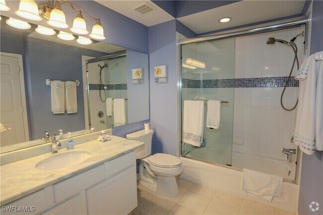 Building Photo - 2405 Harmony Ln Unit 103 Rental