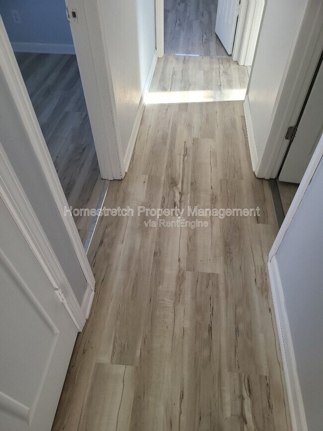 Photo - 850 St Bartholomew Dr