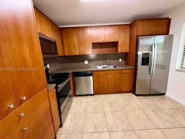 Photo - 16481 Blatt Blvd Unit 102