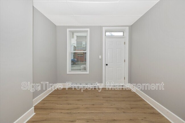 Photo - 114 N Conococheague St