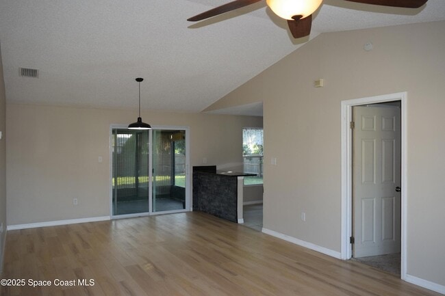 Photo - 1756 Jacobin St NW