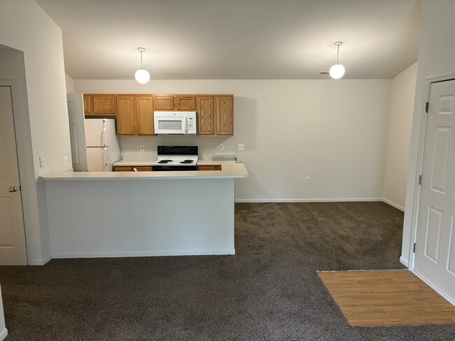 Whitmore Lake Apartments - Whitmore Lake Apartments