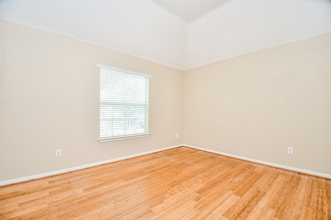 Building Photo - 12307 S Shadow Cove Dr