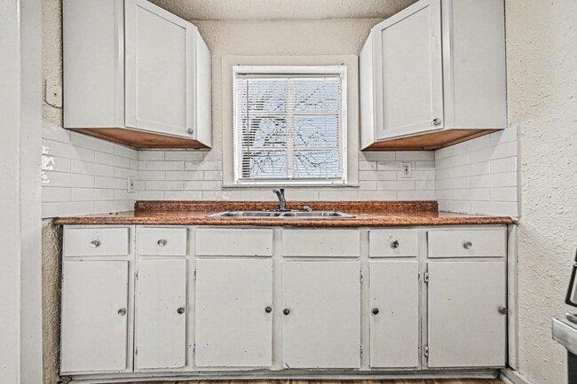 Photo - Beautiful 2 Bedroom 1 Bathroom in Kansas City!