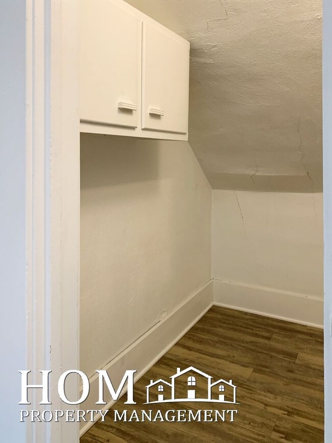 Photo - 630 Lyndale St Unit 2