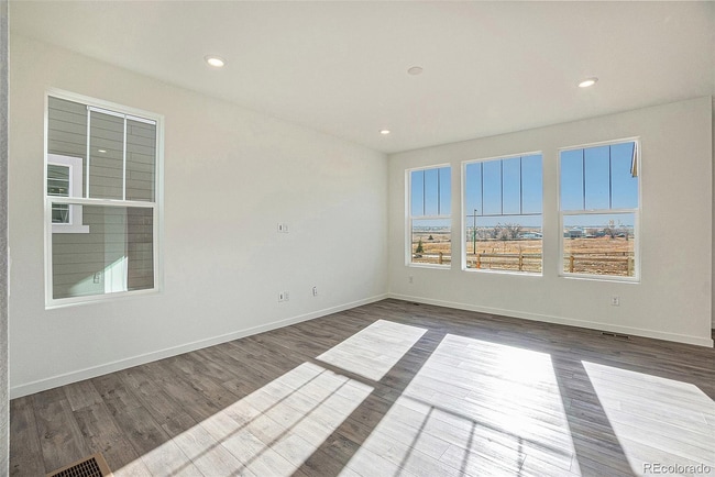 Photo - 650 Rob Roy Ct