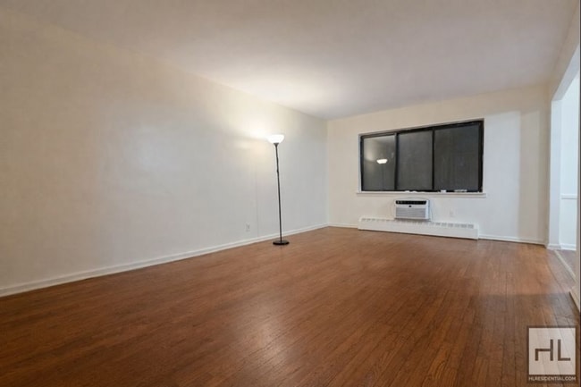 Building Photo - 24 STREET