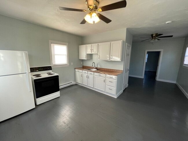 Photo - 14 Hartford Ave E