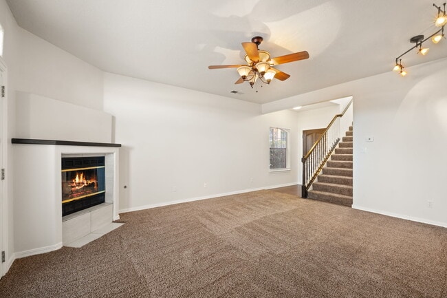 Photo - 7101 Natalie Janae Ln NE