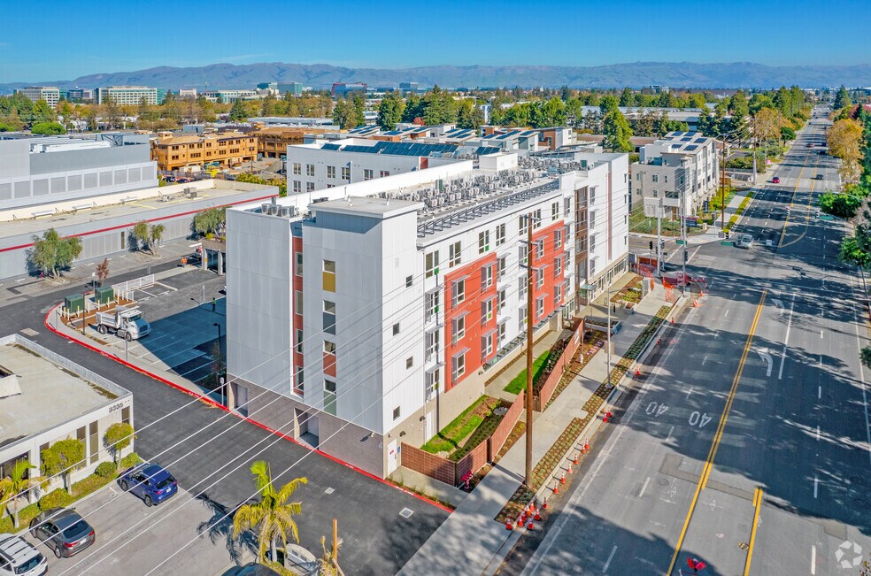 Calabazas Community Apartments