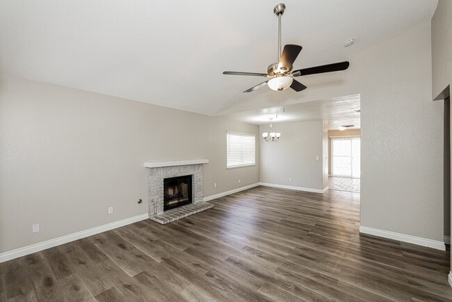 Photo - 350 Keating St