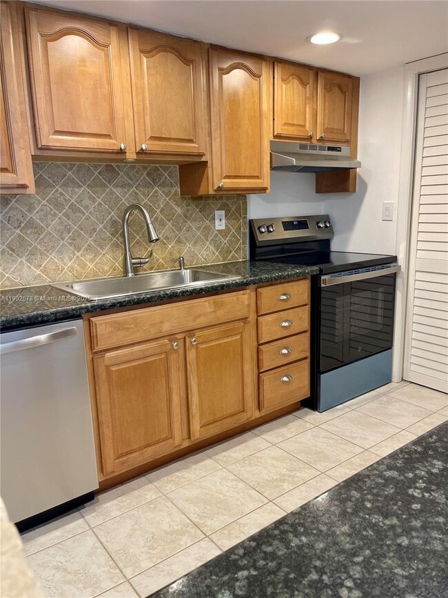 Photo - 200 Lakeview Dr Unidad 104