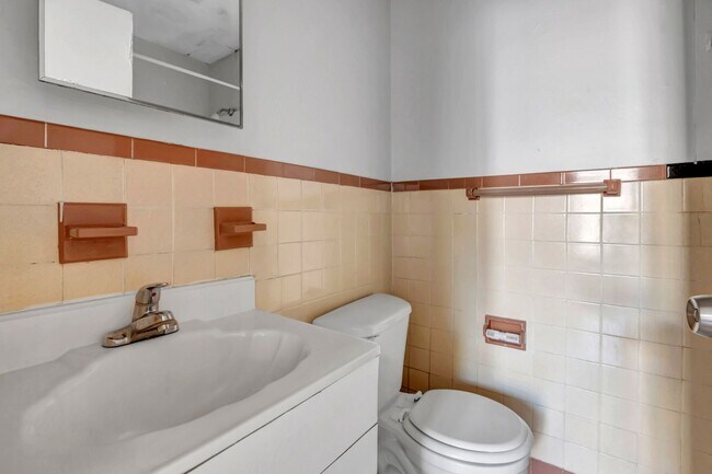 Photo - 42 Trumbull Street