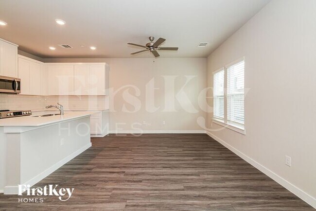 Photo - 18330 W Centro Cir