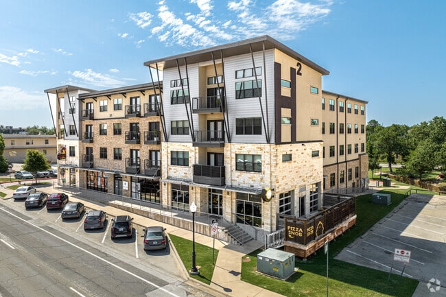 Building Photo - H Squared Rental