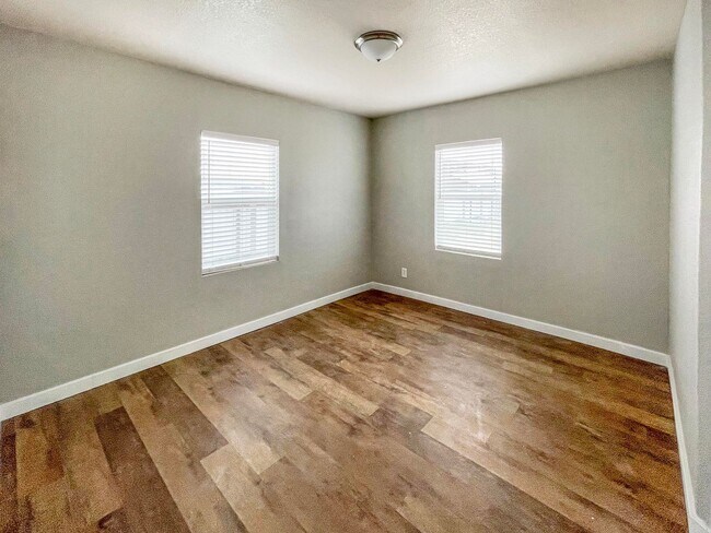 Photo - 311-313 North Love Street Unit 311