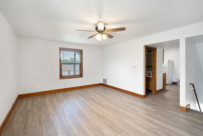 Photo - 1015 W 22nd St Unidad #2