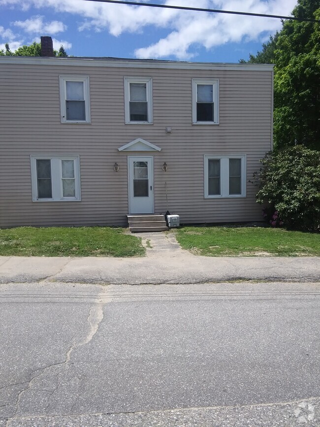 Building Photo - 13 1st St Rental