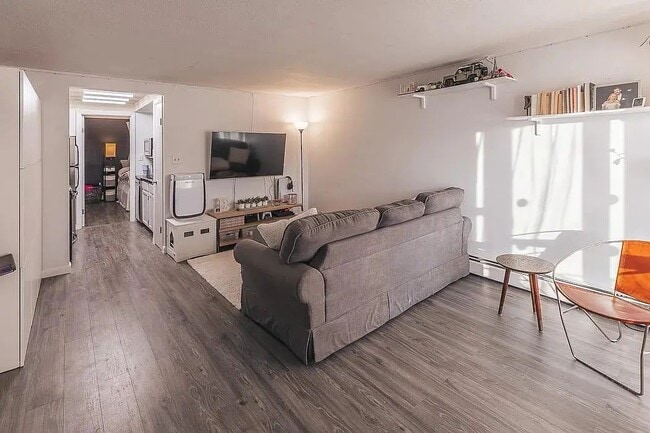 Photo - Dover NH Unidad 808