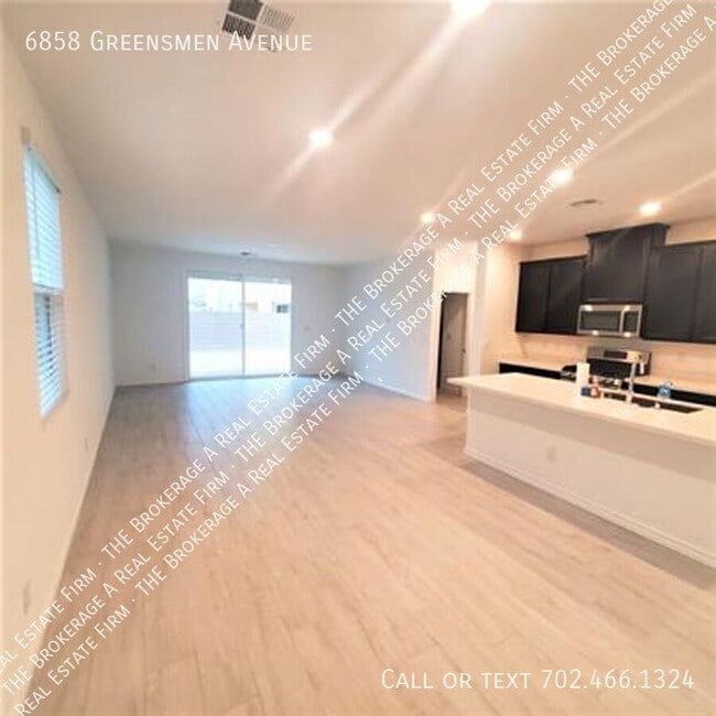 Photo - 6858 Greensmen Ave