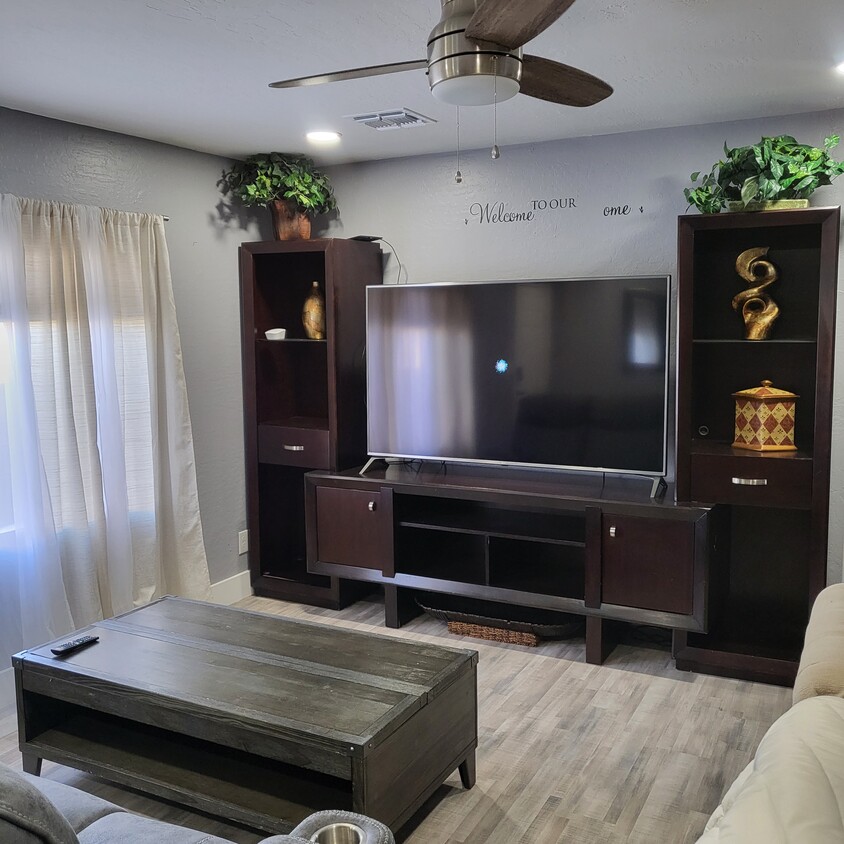 Photo - 5624 S 6th St (Phoenix, AZ)