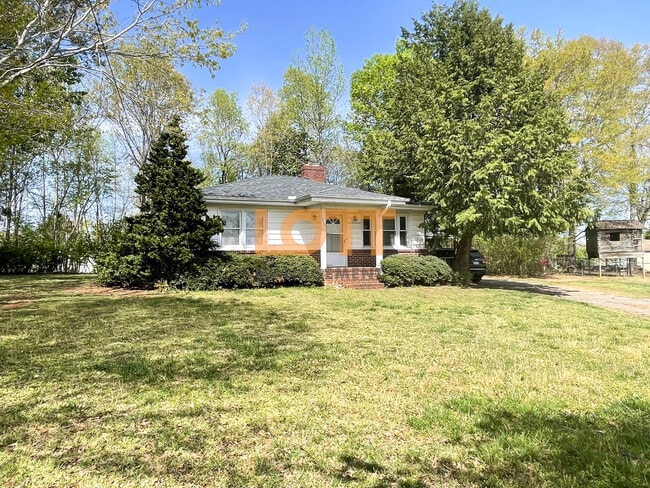 Photo - 216 Mountain View Cir