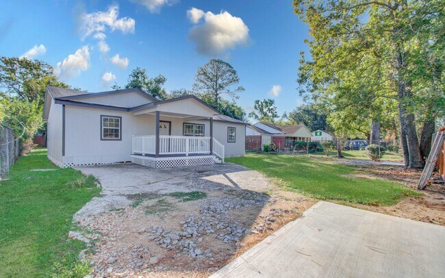 Photo - 9414 Lanewood Dr