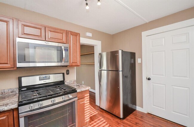 Photo - 3129 Jeanetta St