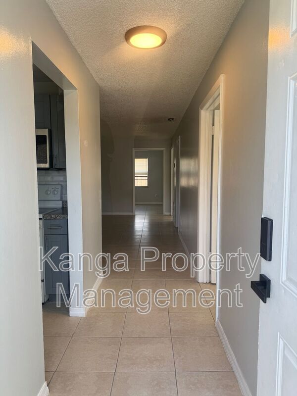 Photo - 3206 Louisiana Ave Unidad 4