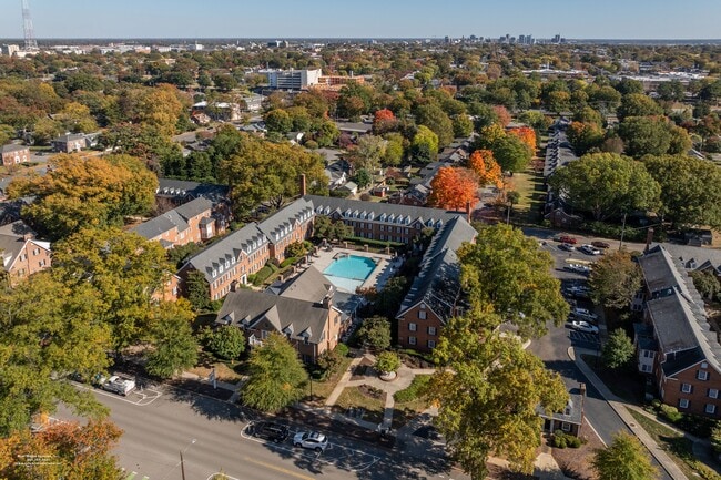 Vista aérea de Malvern Manor - Malvern Manor Apartments