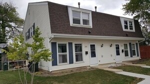 Photo - 1854 Jamestown Cir