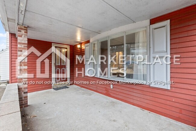 Photo - 746 Jefferson Rd