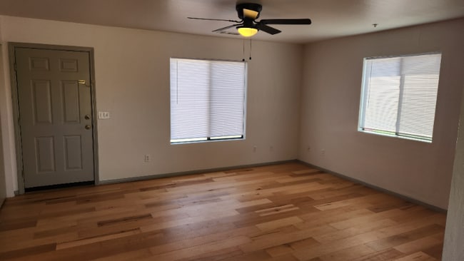 Photo - 580 Bent River Rd