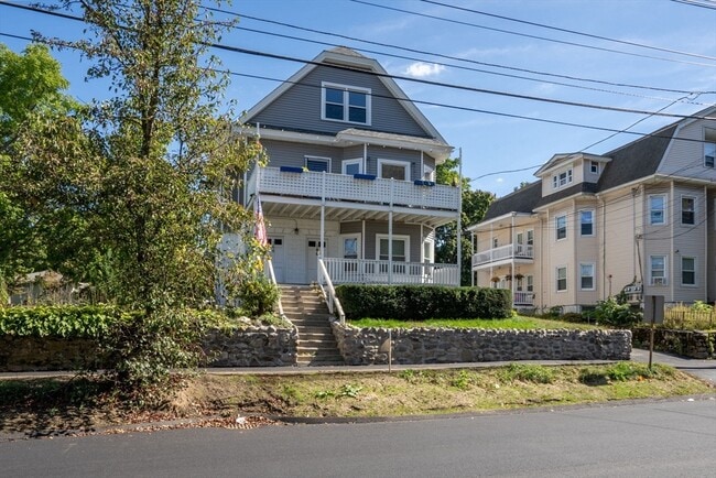 Photo - 144 Waverly Rd Unit 1