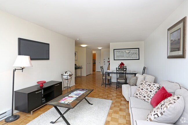 Photo - Seven Pines Tower