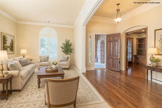 Photo - 1053 Sir Lancelot Cir