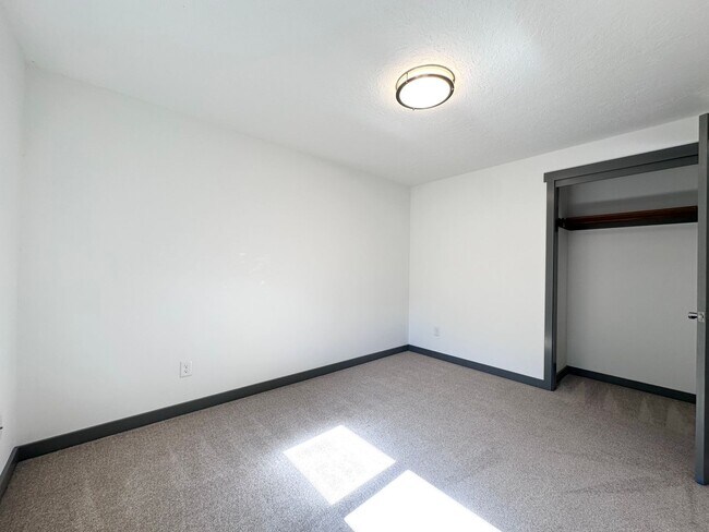 Photo - 2 Bed 1 Bath Duplex Freshly Renovated Near... Unit 2410