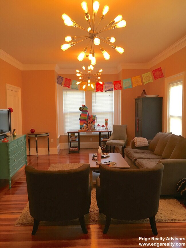 Photo - 70 Morse St Unit 1