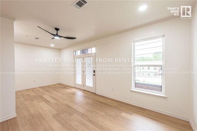 Photo - 1115 N Leverett Ave Unidad 105